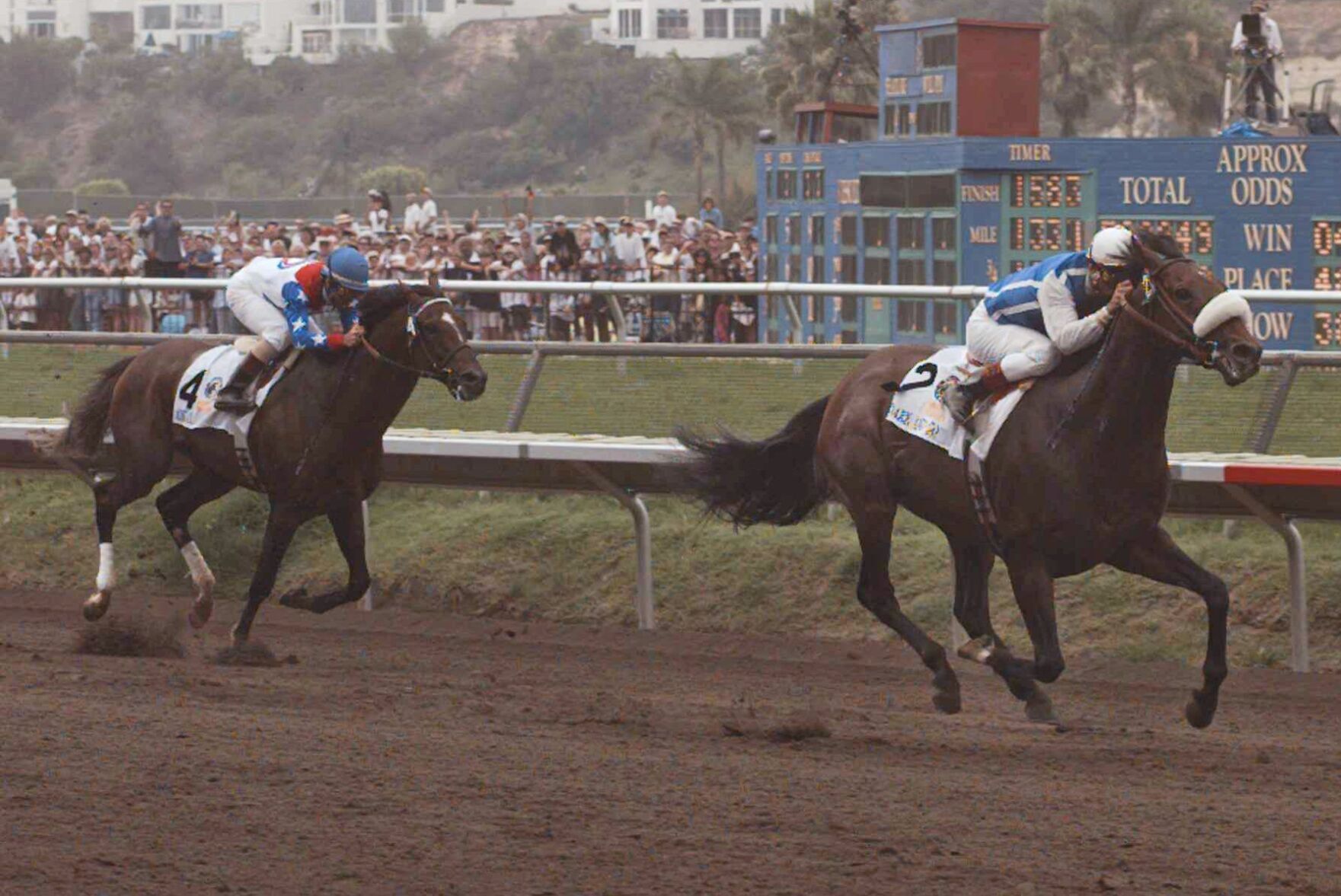 1996: Dare and Go snaps Cigar's 16-race winning streak